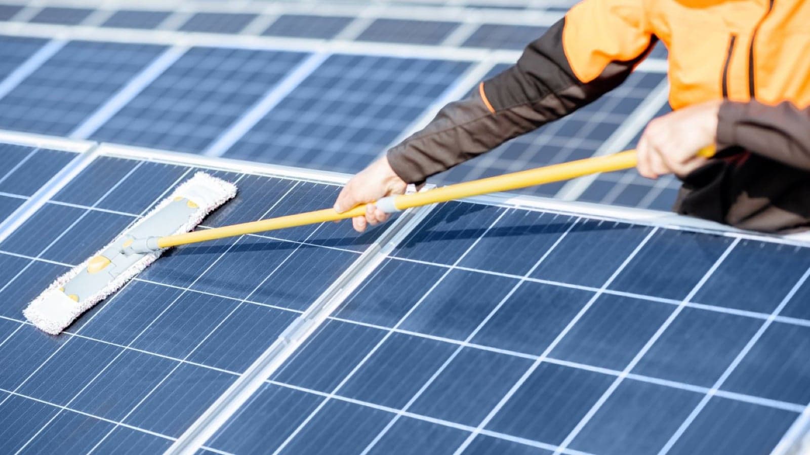 solar panel cleaning san diego