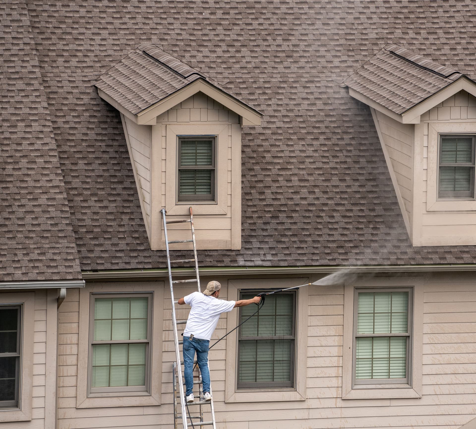 Blog post Roof Cleaning San Diego: Essential Maintenance for Your Home's Protection image