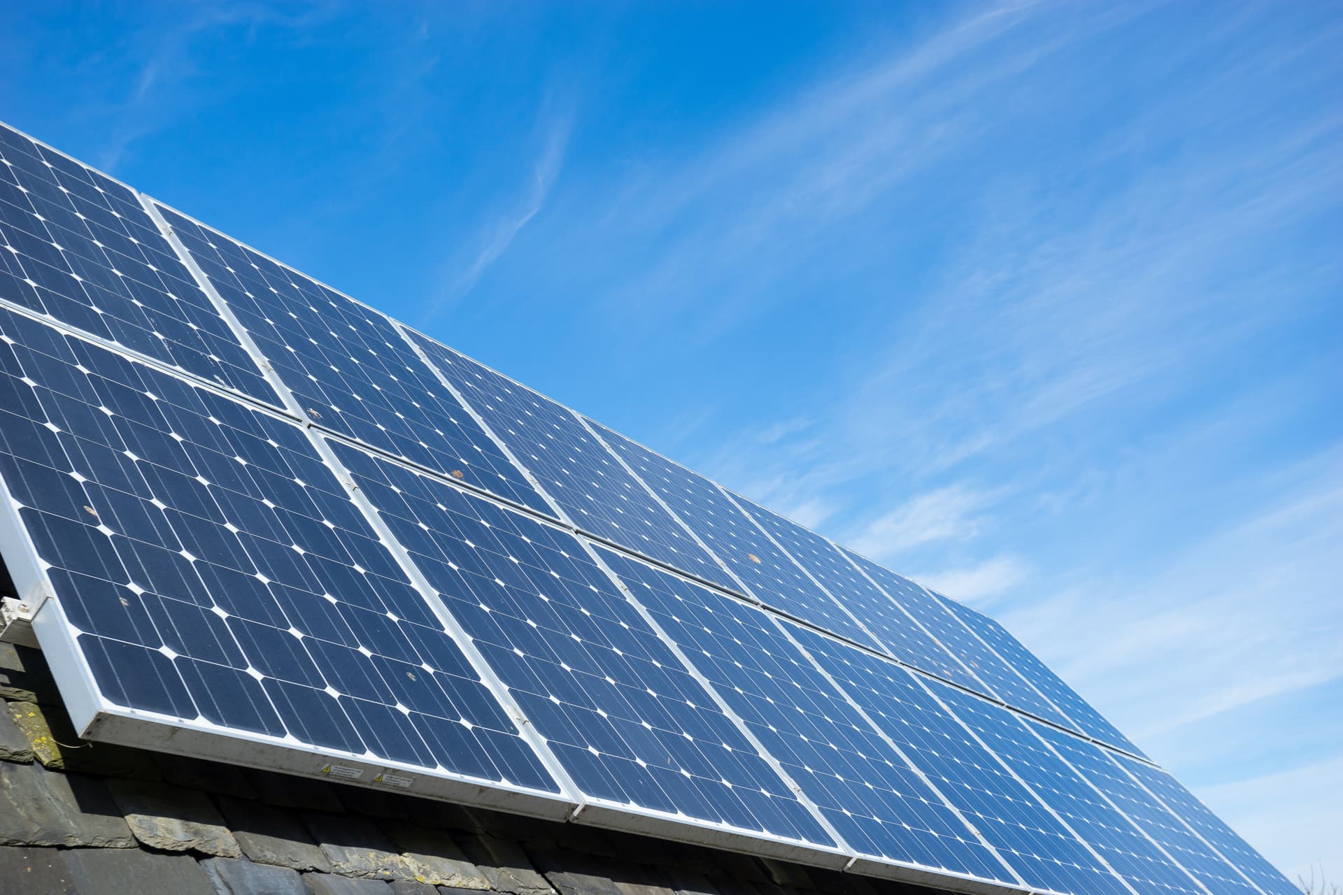 Blog post San Diego Solar Panel Cleaning: Essential Maintenance for Maximum Efficiency image